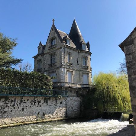 Deux Pieces Terrasse Apartment Moret-sur-Loing Luaran gambar